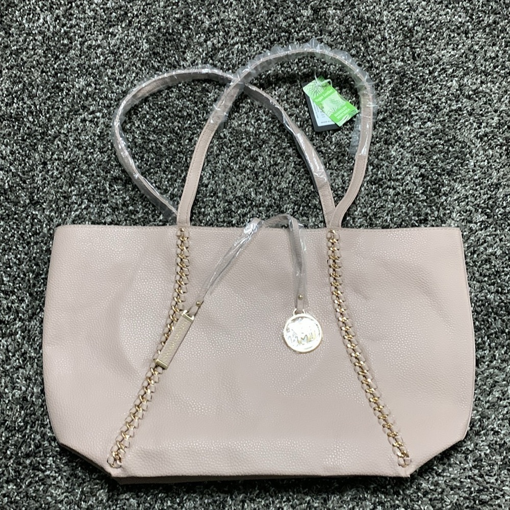 Badgley Mischka Decorative Chain Tote - Picture 12 of 12